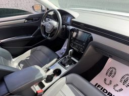 
VOLKSWAGEN PASSAT SE, 2020 full									