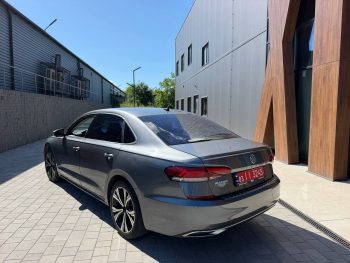 VOLKSWAGEN PASSAT SE, 2021