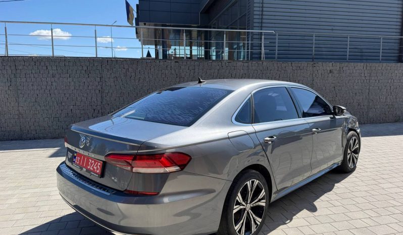 
VOLKSWAGEN PASSAT SE, 2021 full									