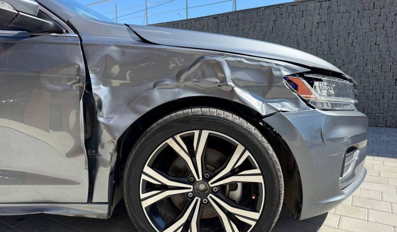 
VOLKSWAGEN PASSAT SE, 2021 full									