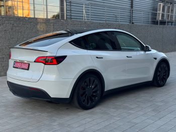 TESLA MODEL Y PERFORMANCE, 2020