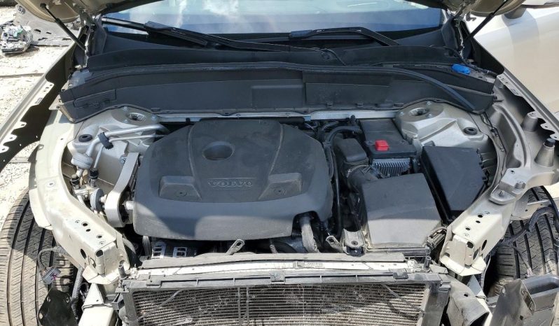 
VOLVO XC90 T6, 2017 (2016) full									