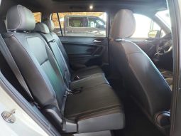 
VOLKSWAGEN TIGUAN SE R-LINE BLACK, 2023 (2022) full									