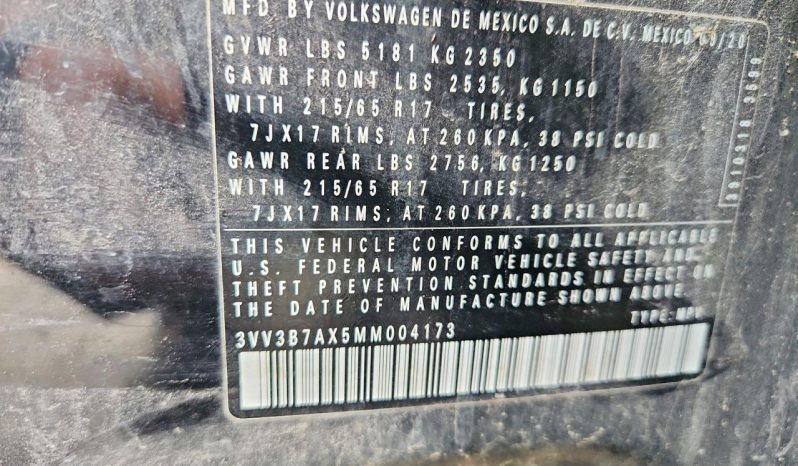 
VOLKSWAGEN TIGUAN SE, 2021 (2020) full									