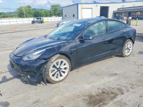 TESLA MODEL 3 SR RWD, 2021 (2020)
