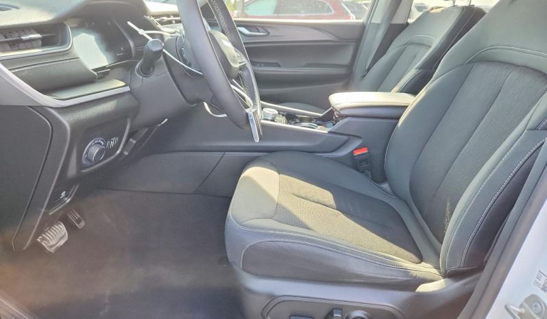 
JEEP GRAND CHEROKEE L LAREDO, 2023 full									