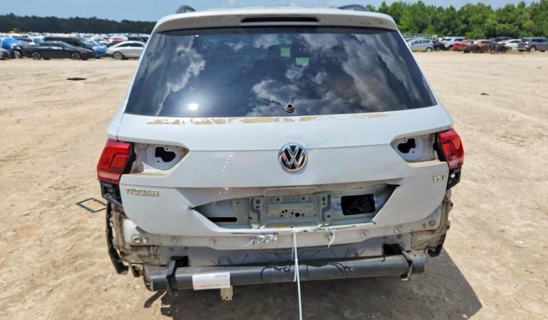 
VOLKSWAGEN TIGUAN S, 2018 (2017) full									