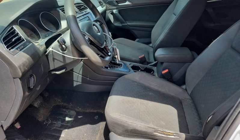 
VOLKSWAGEN TIGUAN S, 2018 (2017) full									