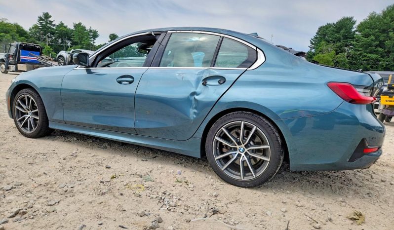 
BMW 330XI, 2021 full									