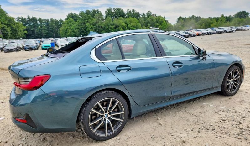 
BMW 330XI, 2021 full									