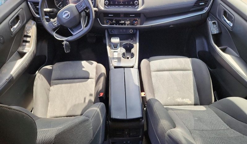 
NISSAN ROGUE SV, 2025 (2024) full									