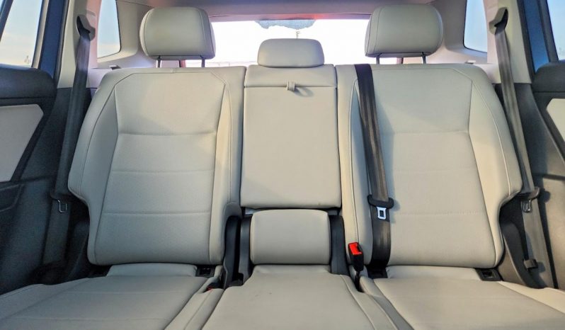 
VOLKSWAGEN TIGUAN SE , 2020 full									