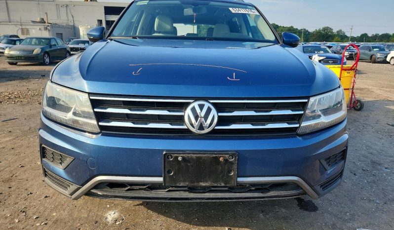
VOLKSWAGEN TIGUAN SE , 2020 full									