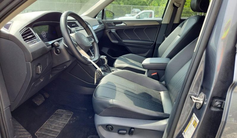 
VOLKSWAGEN TIGUAN SE, 2024 full									