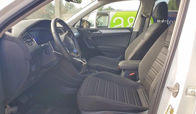 
VOLKSWAGEN TIGUAN S, 2023 full									