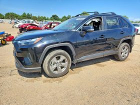 TOYOTA RAV4 HYBRID XLE, 2024