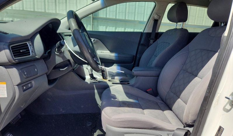 
KIA NIRO LX, 2017 full									