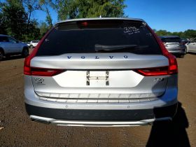 VOLVO V90 CROSS COUNTRY T5 MOMENTUM, 2018 (2017)