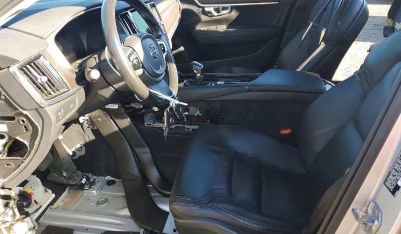 
VOLVO V90 CROSS COUNTRY T5 MOMENTUM, 2018 (2017) full									