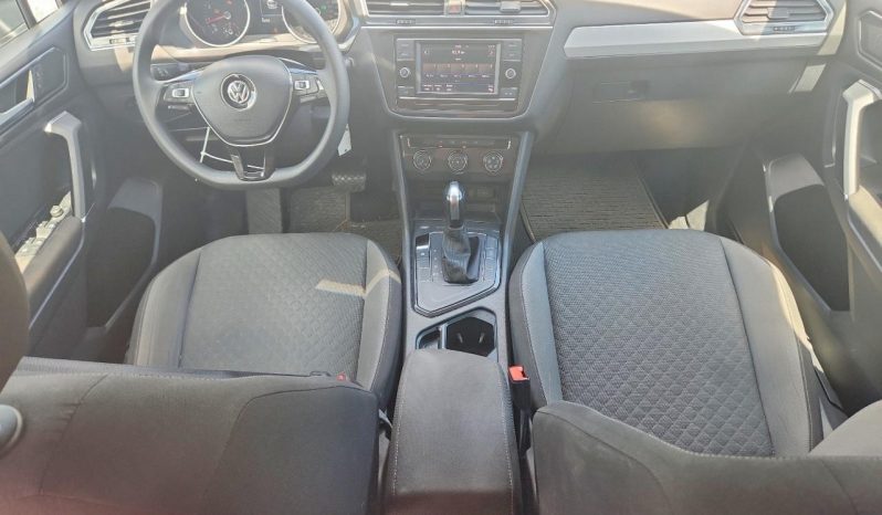 
VOLKSWAGEN TIGUAN S, 2018 (2017) full									