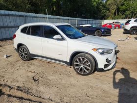 BMW X1 XDRIVE28I, 2017 (2016)