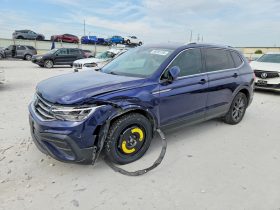 VOLKSWAGEN TIGUAN SE, 2022 Ⓟ