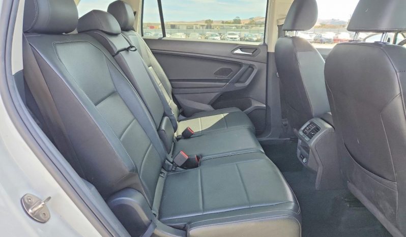 
VOLKSWAGEN TIGUAN SE, 2020 (2019) full									