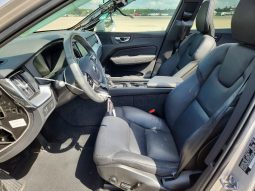 
VOLVO XC60 T5 MOMENTUM, 2020 (2019) Ⓟ full									