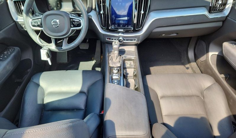 
VOLVO XC60 T5 MOMENTUM, 2020 (2019) Ⓟ full									