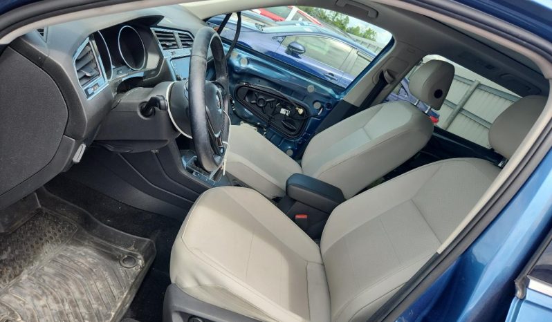 
VOLKSWAGEN TIGUAN SE, 2019 full									