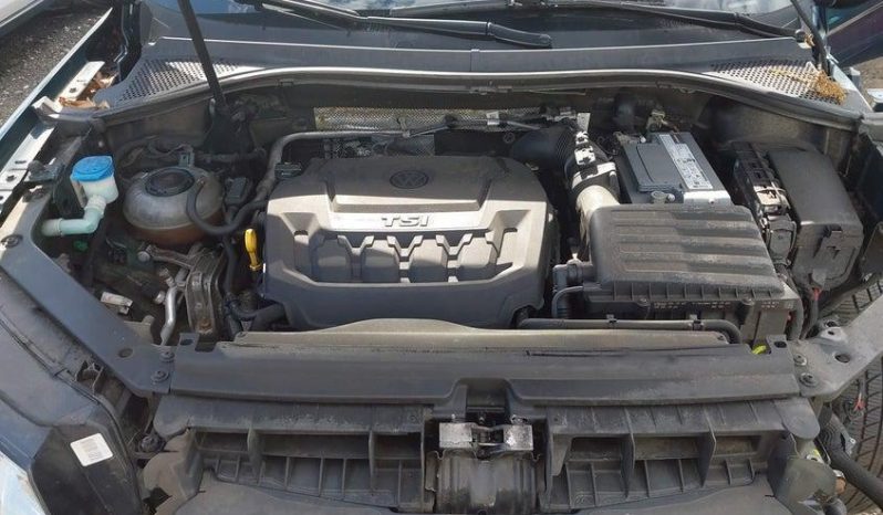 
VOLKSWAGEN TIGUAN 2.0T SE, 2019 full									