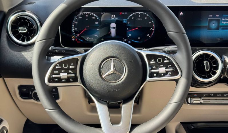 
MERCEDES-BENZ GLB 250 4MATIC, 2021 (2020) full									