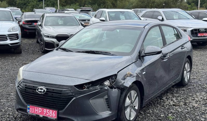
HYUNDAI IONIQ HYBRID BLUE, 2018 (2017) full									