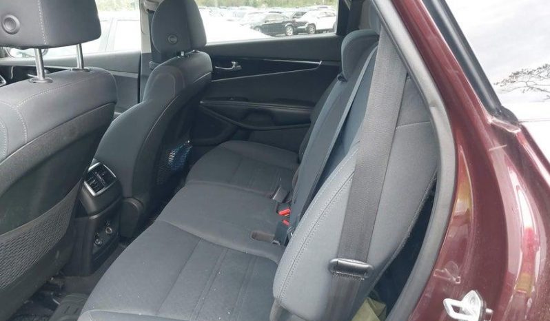 
KIA SORENTO 2.4L LX, 2019 (2018) full									