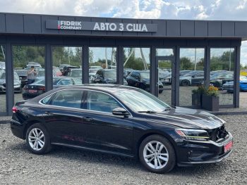 VOLKSWAGEN PASSAT SE, 2020