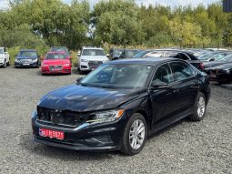 VOLKSWAGEN PASSAT SE, 2020