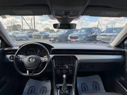 VOLKSWAGEN PASSAT SE, 2020