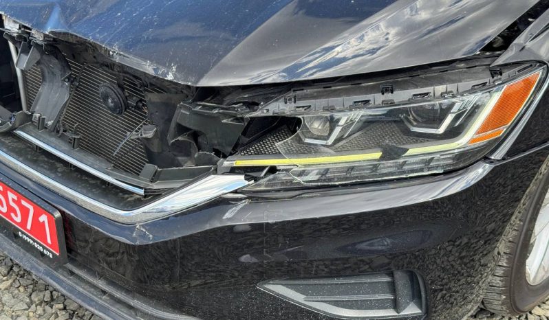 
VOLKSWAGEN PASSAT SE, 2020 full									