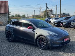 TESLA MODEL Y PERFORMANCE, 2022 (2021)