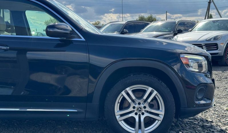 
MERCEDES-BENZ GLB 250 4MATIC, 2021 (2020) full									