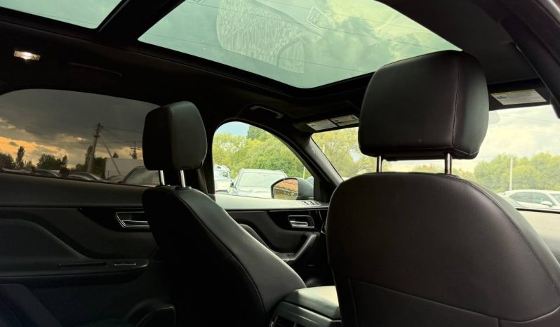 
JAGUAR F-PACE PREMIUM, 2017 (2016) full									