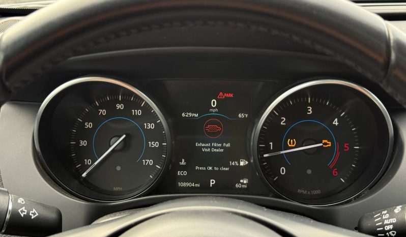
JAGUAR F-PACE PREMIUM, 2017 (2016) full									
