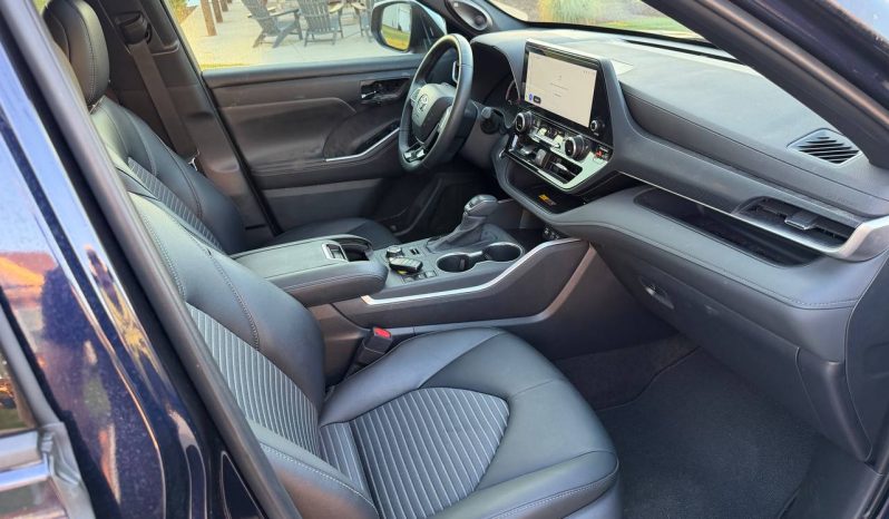 
TOYOTA HIGHLANDER XSE, 2026 (2025) full									