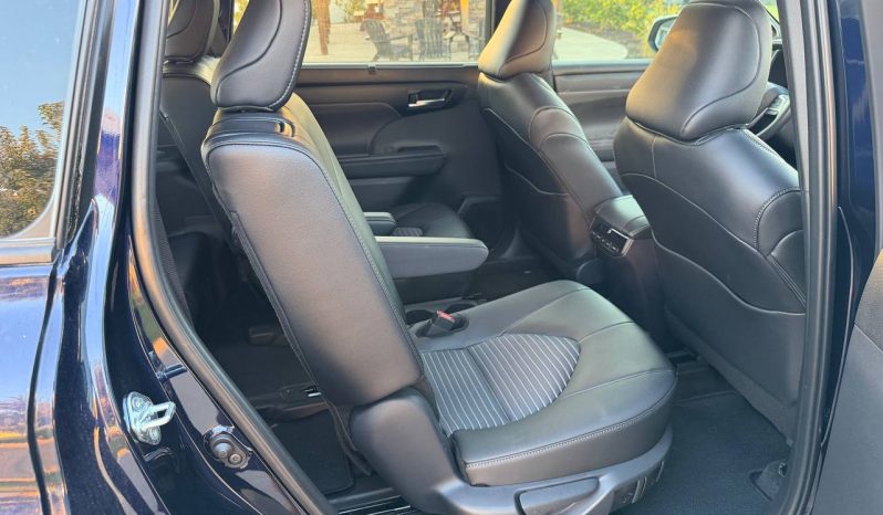 
TOYOTA HIGHLANDER XSE, 2026 (2025) full									
