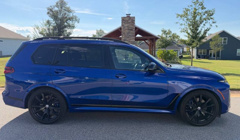 
BMW X7 M60I, 2023 (2022) full									