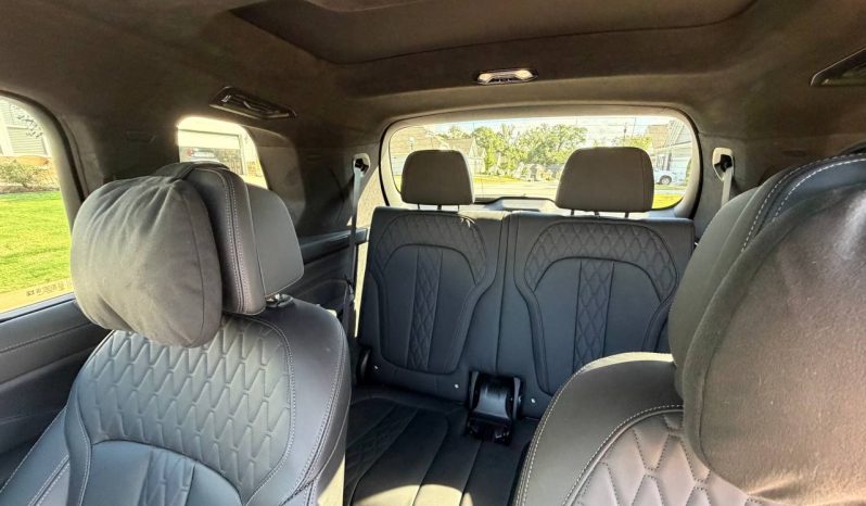 
BMW X7 M60I, 2023 (2022) full									
