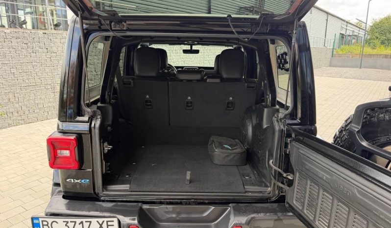 
JEEP WRANGLER UNLIMITED SAHARA 4XE, 2021 full									