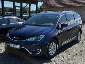 CHRYSLER PACIFICA TOURING L, 2019