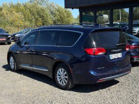 CHRYSLER PACIFICA TOURING L, 2019