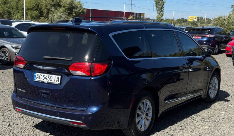 
CHRYSLER PACIFICA TOURING L, 2019 full									